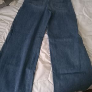 Denim wide leg jeans by American Eagle GUC, worn once, basically new! 12l long
